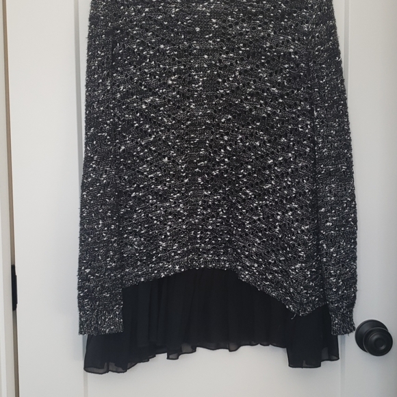 Knit Layered Sweater - Picture 3 of 5